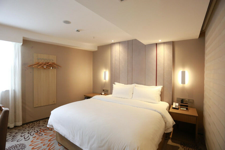 Lavande Hotel Baogang Avenue Guangbai Xinyi Branch Guangzhou Dış mekan fotoğraf