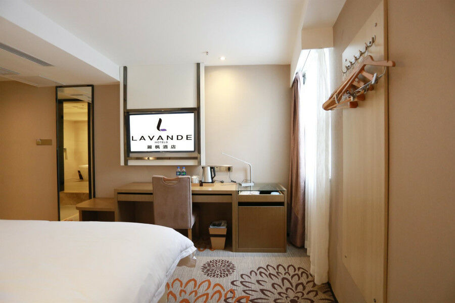 Lavande Hotel Baogang Avenue Guangbai Xinyi Branch Guangzhou Dış mekan fotoğraf