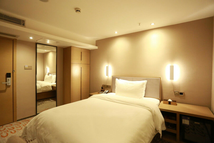 Lavande Hotel Baogang Avenue Guangbai Xinyi Branch Guangzhou Dış mekan fotoğraf